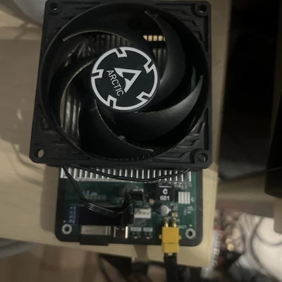 Bitcoin Miner BTC BM 1366 Bitaxe Hex 302, sehr leise, mit Netzteil - Bild 1 von 2