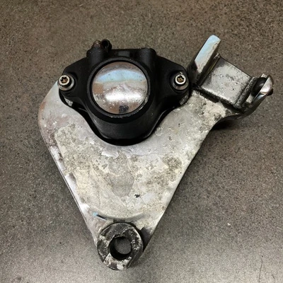 Harley-Davidson FXR FXRS FXRT 1994 pinza de freno trasera con montaje Foto 1 de 4