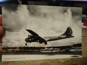 U25 altes FLUGZEUG PLANE Postkarte Enola Gay Tinian Inseln Marianen Atombomber - Bild 1 von 2
