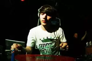 Netsky Live Drum & Bass Audio & Video DJ-Sets SPECIAL Compilation (2010 - 2024) - Bild 1 von 9