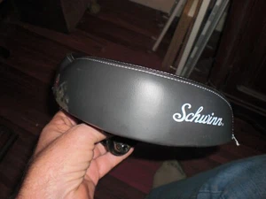 Schwinn No Pressure Bicycle Bike Seat Comfortable Ergonomic Soft Wide Large NEW - Picture 1 of 6
