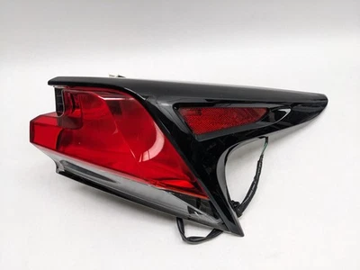 雷克萨斯 NX200t NX300 NX300h 尾灯尾灯乘客右 2015 - 2017 TL56 — 第 1/4 张图片