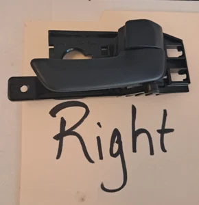 2005-2010 Kia Sportage Rear Right Side Interior Door Handle OEM Passengers RH - Picture 1 of 8
