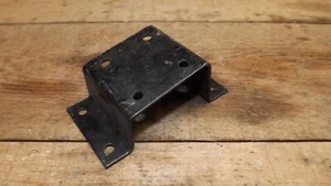 336288.Land Rover Rear Seat Retaining bracket. Series 2 2a 3 LWB. - Picture 1 of 2