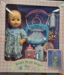 Vintage Cititoy Baby Puppe Spielset Vinyl und Kunststoff Getränke Nässe Schaukel 2000 - Bild 1 von 7