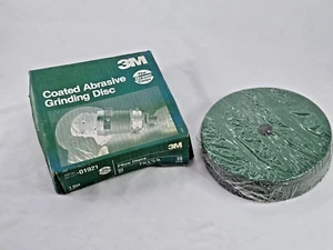 "Set 25x 3M beschichtete Schleiffaserscheiben 50er-Körnung 051131-01921 7"" x 7/8" - Bild 1 von 3