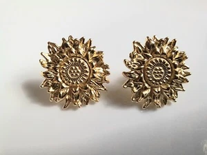 Sunflowers of 18k Gold Over Sterling Silver - Beautifully Created Earrings  - Picture 1 of 11