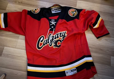 2013-2016 Reebok - Men's NHL Calgary Flames 3rd Logo Script Jersey XL - Image 1 of 3