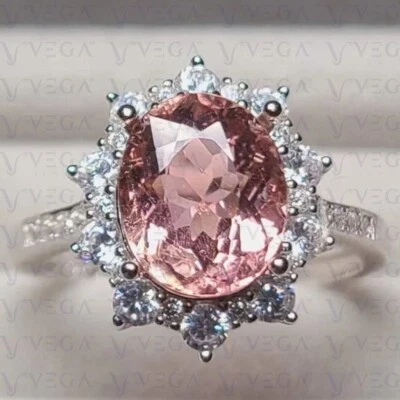 Anillo de boda de diamantes y morganita natural enchapado en oro blanco de 18 quilates con forma ovalada de 8,78 quilates Foto 1 de 4