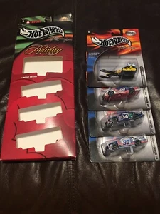 Hot Wheels 2001 4 Vehicle Holiday Racers Set Target Exclusive - Picture 1 of 7