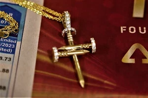 925 Sterling Silver Round Cut Moissanite Cross Pendant Anniversary Gift For Her - Picture 1 of 6