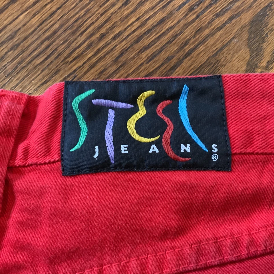 Shorts jeans vintage aço anos 80 anos 90 Y2K cintura alta vermelho tamanho 9 EUA cintura alta em excelente estado usado - Imagem 1 de 4