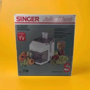NEW SINGER JUICE GIANT Model #774 Fruit & Veg. Juice Extractor Juicer N.I.B. - Picture 1 of 4