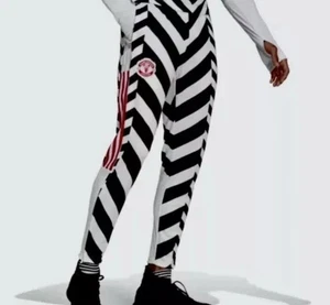 Adidas Herren Manchester United Trainingshose Jogginghose Gr. Medium Fußball MLS - Bild 1 von 21