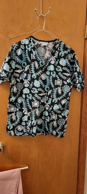 Womans Scrubs - Image 1 of 3