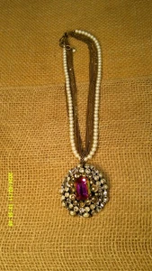 Large Pendant Necklace - Picture 1 of 4