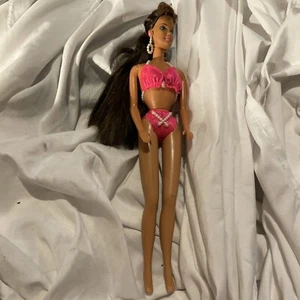 Vintage Pearl Beach Teresa w/ Bikini Swimsuit Friend of Barbie Mattel 1997 - Picture 1 of 5
