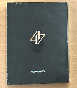 MAMAMOO - Reality In Black (2nd Album) + Store Gift Photos - Imagen 1 de 7