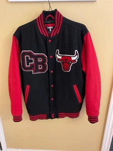 NBA UNK BRAND CHICAGO BULLS BOMBER STYLE WOOL JACKET IN SIZE LARGE - Picture 1 of 4