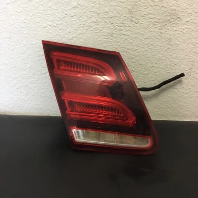 Luz trasera interior izquierda mercedes benz e350 e400 e550 2014-2017 Foto 1 de 4