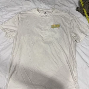 Hollister Grunge Sponge Bob SquarePants T-shirt Size XL Work Shirt With Stains - Picture 1 of 16