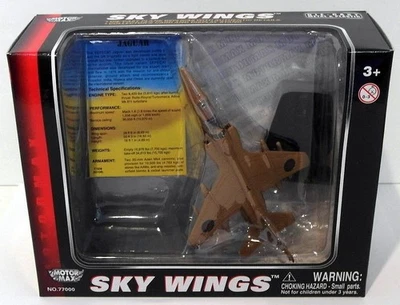 Motormax Skywings 1/100 Scale 77008 - Jaguar With Display Stand - Image 1 of 4