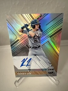 2019 Panini Elite Extra Edition - Autographs #32 Korey Lee (AU, RC) - Picture 1 of 2
