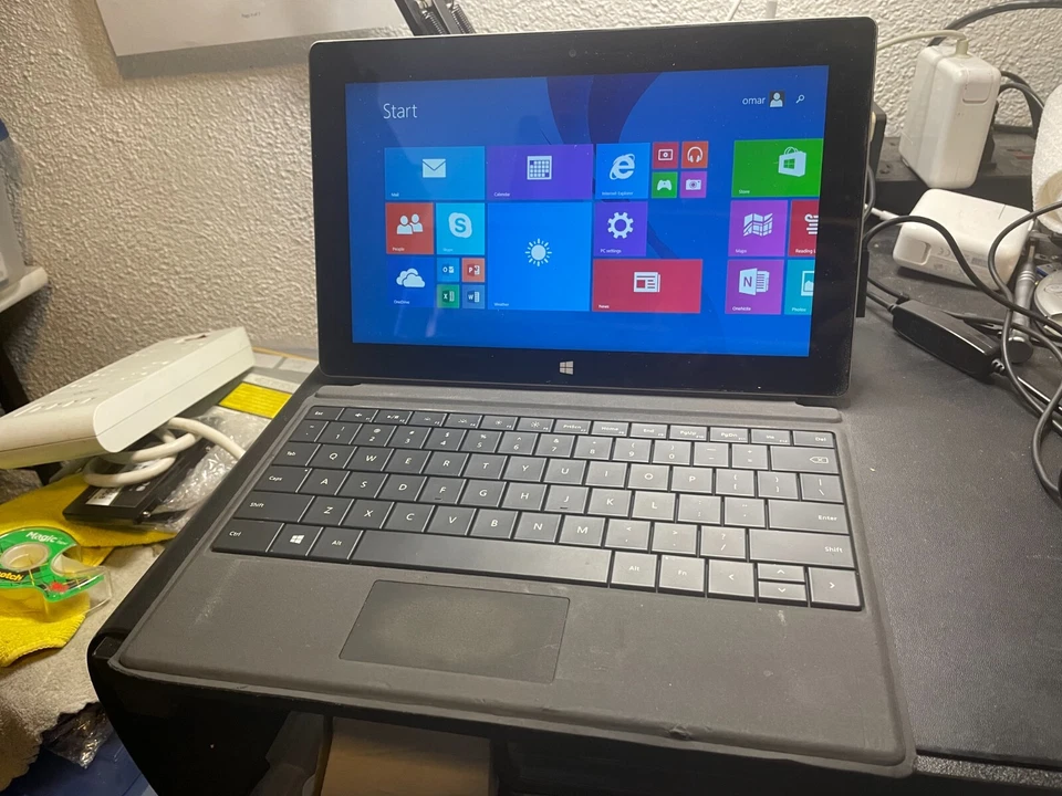 Microsoft Surface Pro 3 Quad Core 1.7GHz 2GB DDR3 32GB SSD Win RT 8.1 +MS Office - Imagem 1 de 4