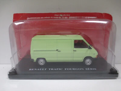 RENAULT TRAFIC Fourgon Tolé Serie Phase 1 de 1981  par IXO au 1/43 - Photo 1/4