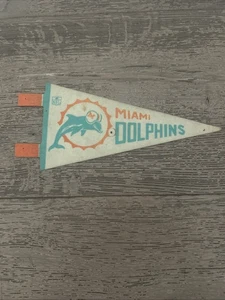 1960s Miami Dolphins 8" NFL Football Mini Pennant Pin Marks - Bild 1 von 4