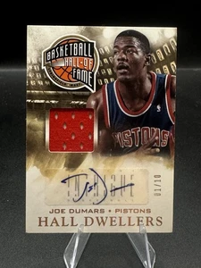 2013-14 Panini Intrigue Joe Dumars Hall Dwellers HOF Patch Auto Gold 01/10 -LUS - Bild 1 von 3