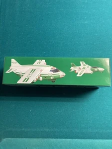 Avión de carga y jet Hess 2021 - Imagen 1 de 3