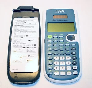 Calculadora científica Texas Instruments TI-30XS MultiView con cubierta - Imagen 1 de 2