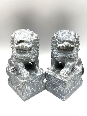 Par de Cachorros Foo Pedra Sabão Preta/Cinza Budista Vintage/Antiga 6 Polegadas de Altura - Imagem 1 de 4
