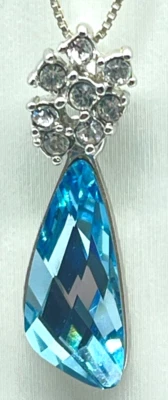 Ожерелье 925 серебро небесно-голубой топаз.  Прозрачные кристаллы на тюке. Цепь для коробки 22 дюйма. - Изображение 1 из 4