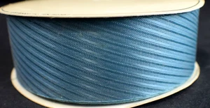 Cinta de tela de grosgrain Belair azul verdoso rollo de 25 yardas patrón ancho 1 3/8 8652 - Imagen 1 de 4