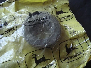 NEW JOHN DEERE RETAINER PT-8625 Commercial Walk Behind Mower PC2003 - Picture 1 of 3