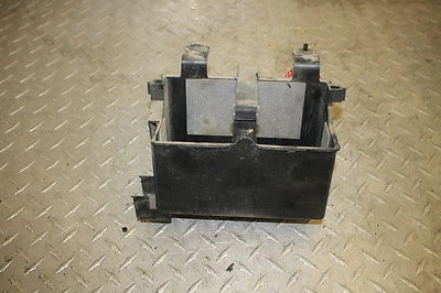 Yamaha Royal Star 1300 XVZ1300CT 2007 Tour Deluxe bandeja de batería soporte de caja Foto 1 de 4