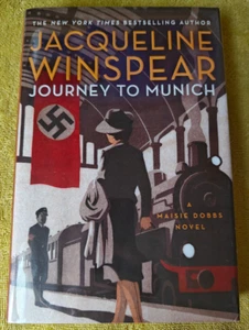 Journey To Munich by Jacqueline Winspear (Signed)  1st/1st HCDJ [Maisie Dobbs] - Foto 1 di 8