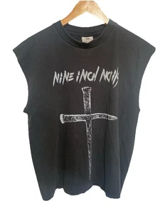 Nine Inch Nails - Women’s Cropped Faded Black Pro Club T-shirt - Picture 1 of 3