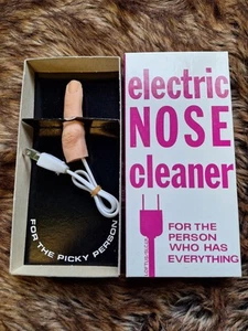GAG GESCHENK - ELEKTRISCHER NASENREINIGER FÜR DIE PERSON DIE ALLES HAT - Bild 1 von 5