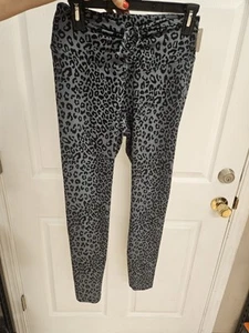 Victorias Secret PINK High Waist Full Length Ruched V Legging Sz M Leopard Gray - Picture 1 of 3