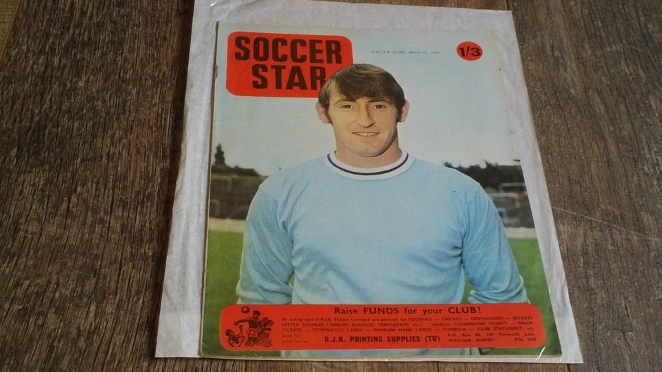 Soccer Star Vol16 No.27   March 15  1968      Ron Rees, Coventry City - Image 1 of 1