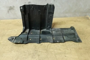 38988 2R 2023 SUZUKI SWIFT SZ-L DUALJET NSF LINKS VORNE UNTERWANNE. 72422-52R0 - Bild 1 von 3