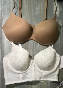 Lote de 2 sujetadores Auden marrón y marfil ligeramente forrados, con aros, 34B - Imagen 1 de 5