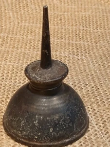 Vintage small OIL CAN from Deering Sewing Machine - Picture 1 of 4