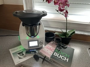 Thermomix TM5 Küchenmaschine mit Varoma und Cook Key - Bild 1 von 11