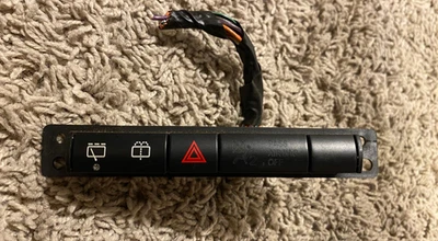 2005-2010 Dodge Magnum Rear Wiper Hazard Button Center Console - Image 1 of 4