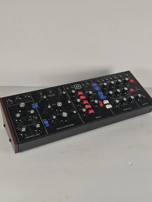 Behringer Analog Synthesizer MODEL D JP Read Description  - Image 1 of 4
