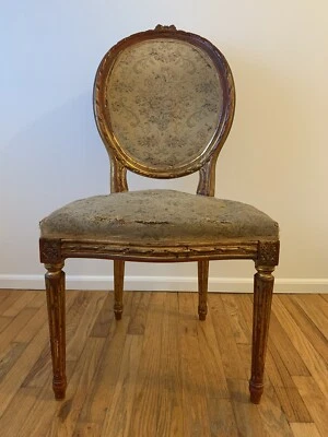 Silla auxiliar antigua francesa estilo neoclásico tallada floral estilo Luis XVI Foto 1 de 4